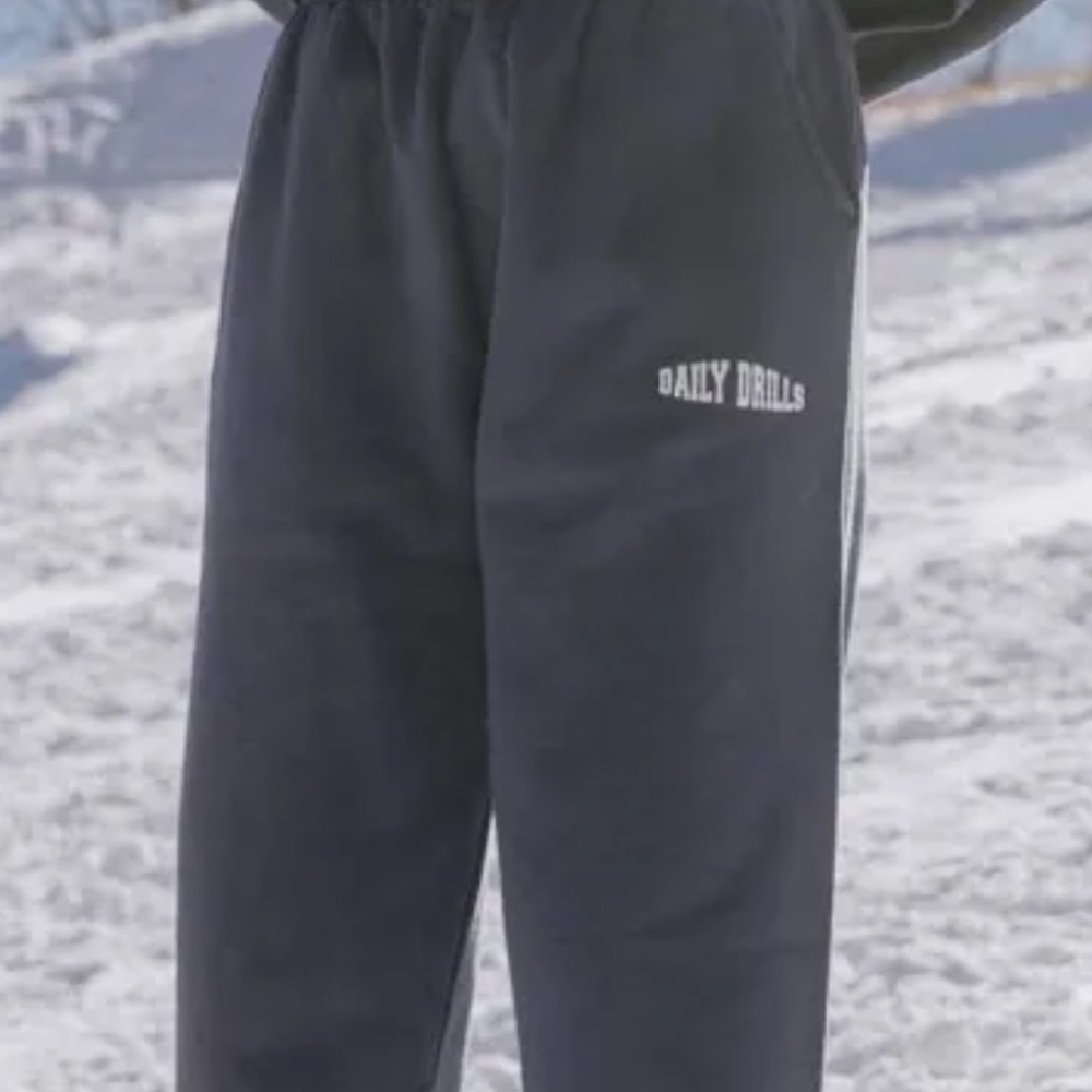 ISO daily drills sport crew sweatpants